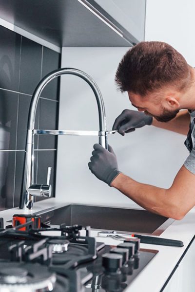 fixing-kitchen-leaks-wilro-park